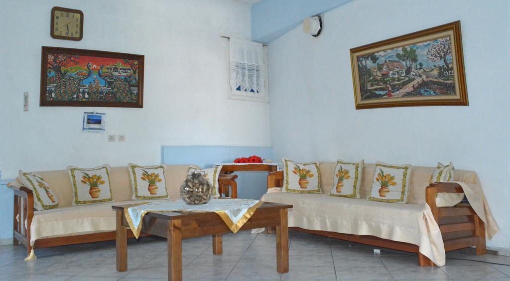 Elli Rooms Patitiri Quarto foto
